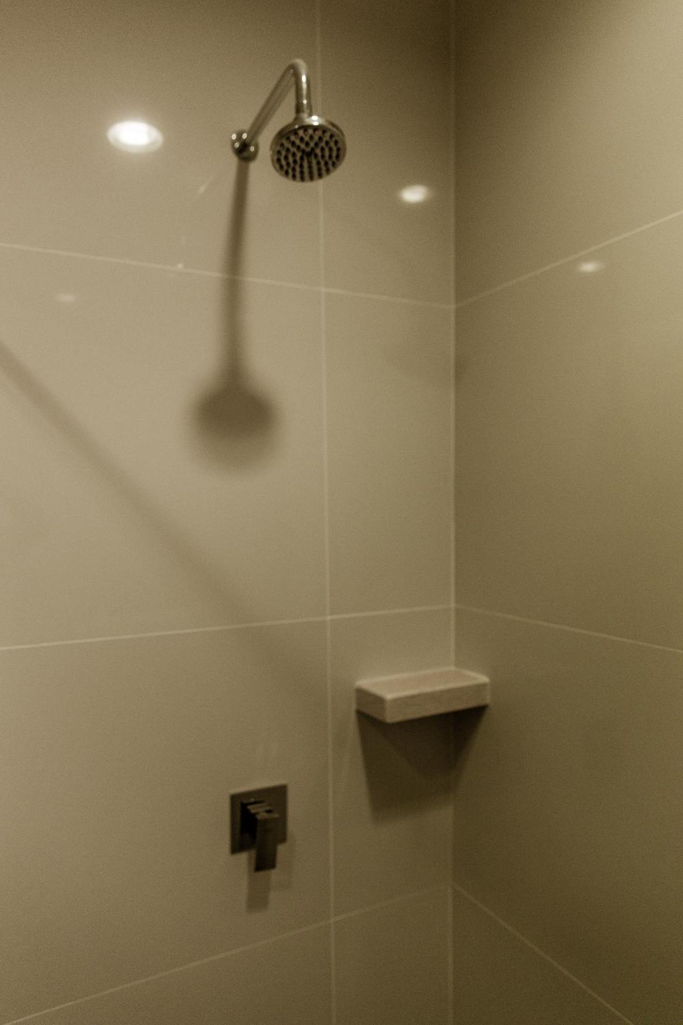 Hotel N°5 コタキナバル エクステリア 写真