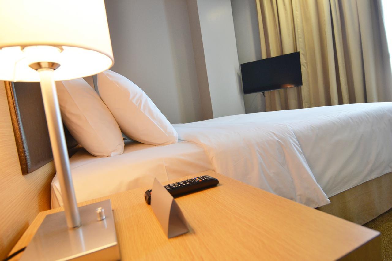 Hotel N°5 コタキナバル エクステリア 写真