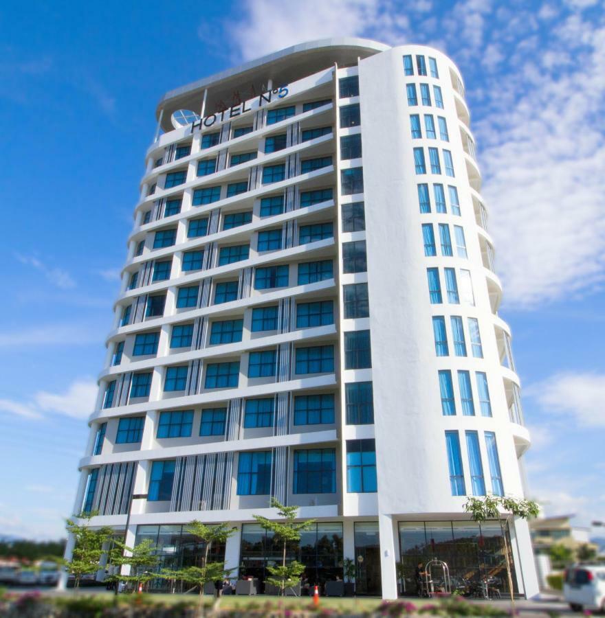 Hotel N°5 コタキナバル エクステリア 写真