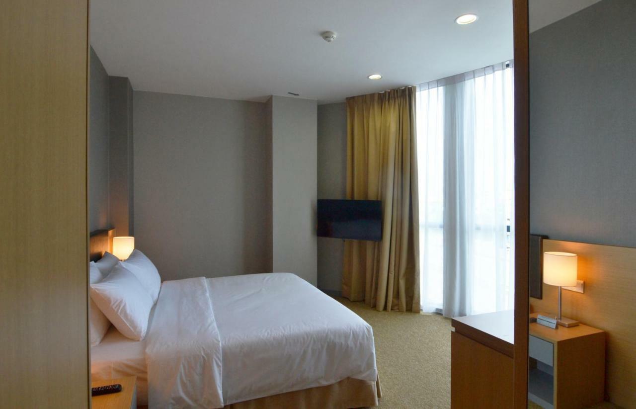 Hotel N°5 コタキナバル エクステリア 写真